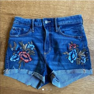 abercrombie & fitch high-waisted embroidered short